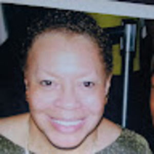 Meet your Posher, Iris